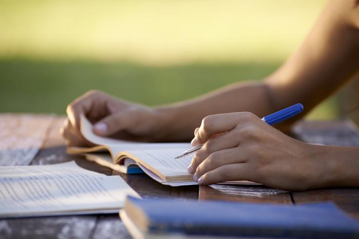 Untuk membuat penilaian mengenai hasil dari perang, kita harus membandingkan berbagai kondisi dari berbagai sisi antagonis - Belajar Freelance Writing dengan Seni Berperang Sun Tzu #1 - tolerance.org Untuk membuat penilaian mengenai hasil dari perang, kita harus membandingkan berbagai kondisi dari berbagai sisi antagonis - Belajar Freelance Writing dengan Seni Berperang Sun Tzu #1 - tolerance.org