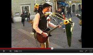 Screenshot YouTube video oleh Dalezak