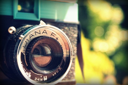 Lomografi dan Fotografi - “LOMOGRAFI, MEMBUATKU TERLIHAT LEBIH MENARIK” - photoslurp.wordpress.com