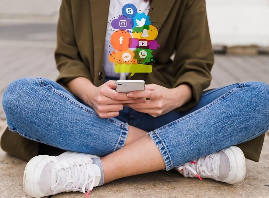 JANGAN MENGGUNAKAN MEDIA SOSIAL MILIK KLIEN - Hal yang Dialami Seorang Freelancer - technobusiness.id JANGAN MENGGUNAKAN MEDIA SOSIAL MILIK KLIEN - Hal yang Dialami Seorang Freelancer - technobusiness.id