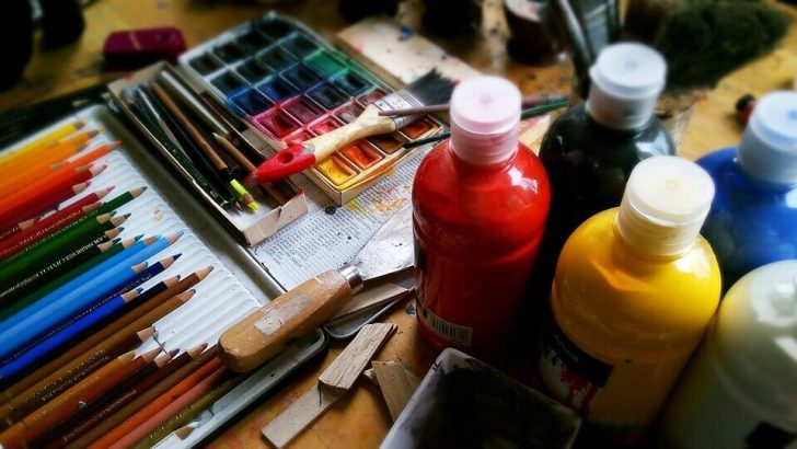 GURU LUKIS: FREELANCING DALAM HENING - pixabay.com