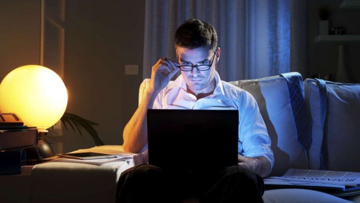 Freelancer Dilarang Begadang! - careerbuilder.com
